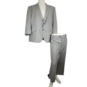 Tommy Hilfiger men's gray 2pc suit size S50 W48